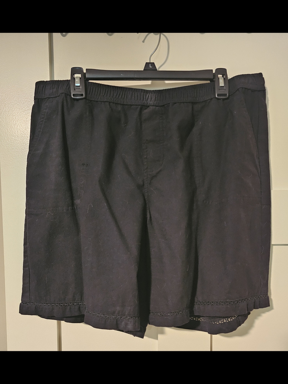 Women's Black Casual Elastic-Waist Shorts